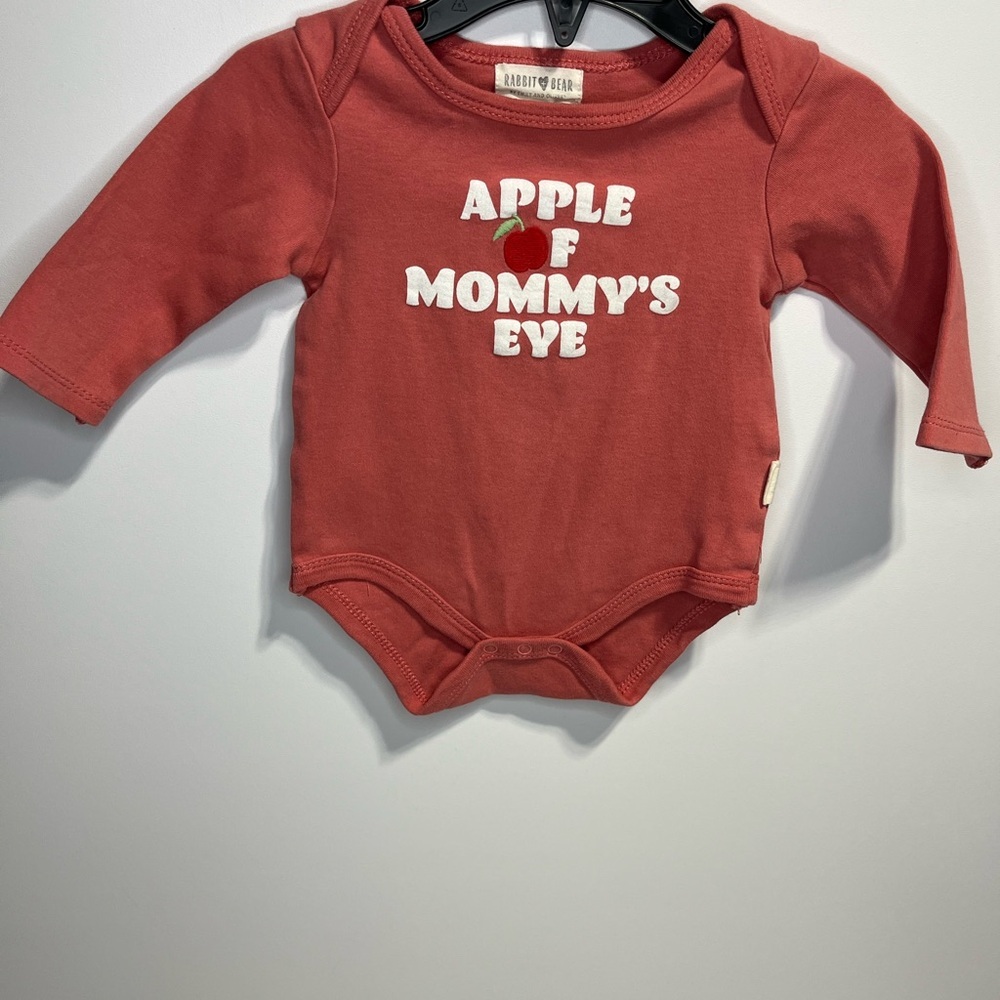 Rabbit + Bear 100% Cotton "Apple of Mommy's Eye' Long Sleeve Onesie 6-9 months